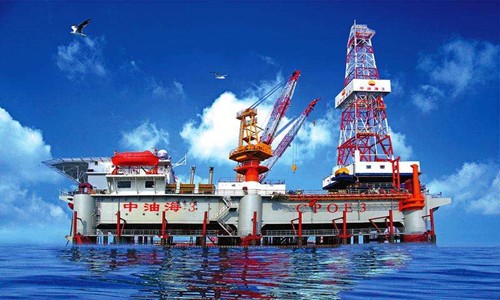 石油石化1.jpg